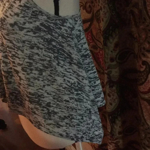 Threads - Picture 6 of 6